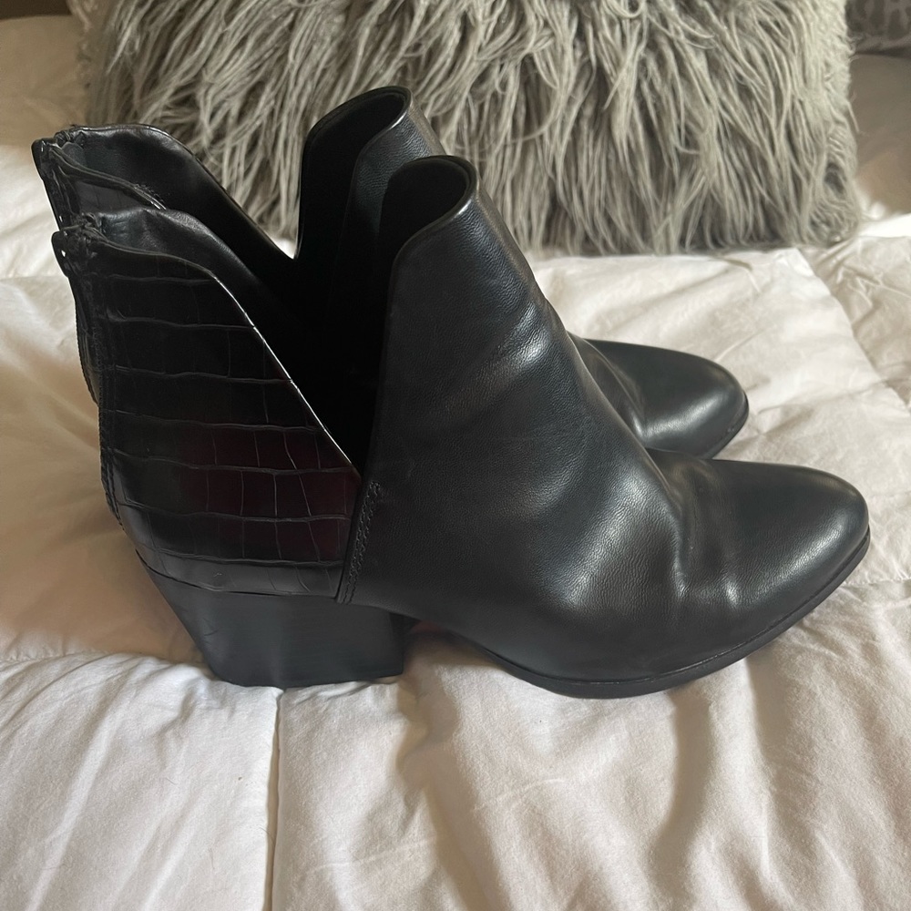 Black short boots with heel size 11